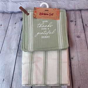 NWT Envogue Kitchen Set